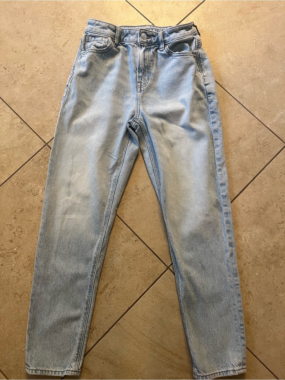 American Eagle Strigid Jeans Straight Mom Baggy